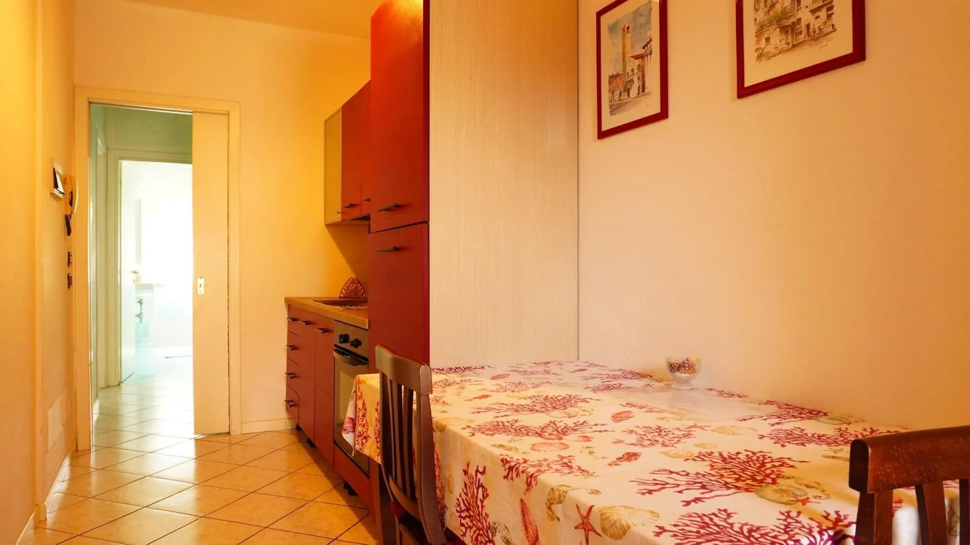 Wohnung 300 Meter Vom See Desenzano del Garda 0*,  Italië